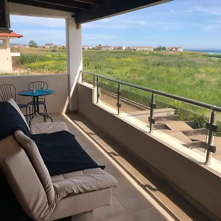 Tristan Beachfront House Flogita Exterior photo
