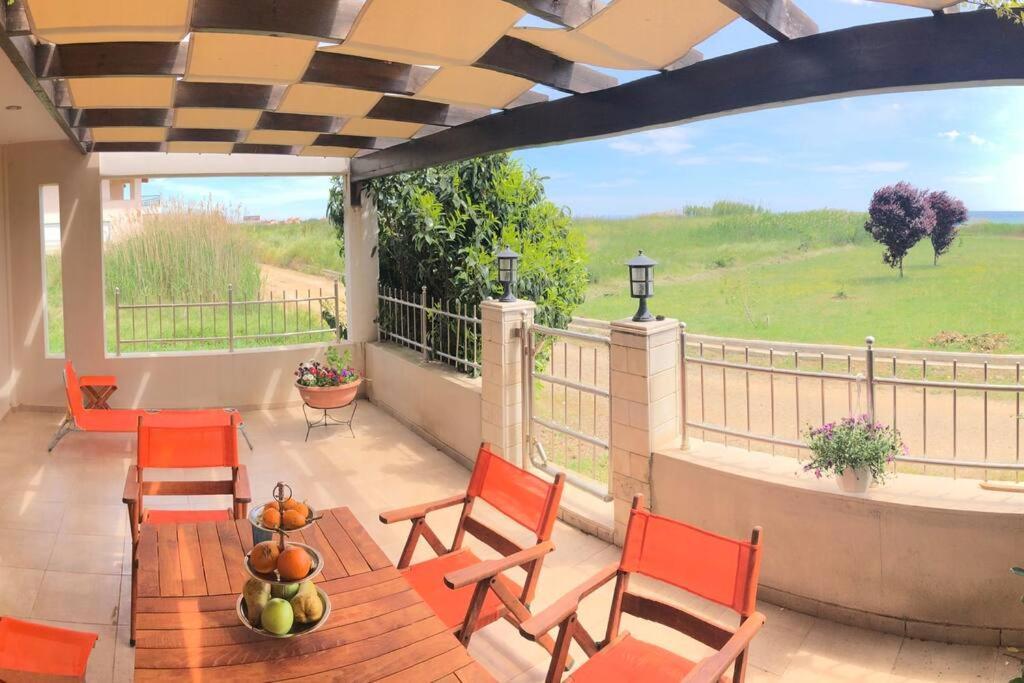 Tristan Beachfront House
