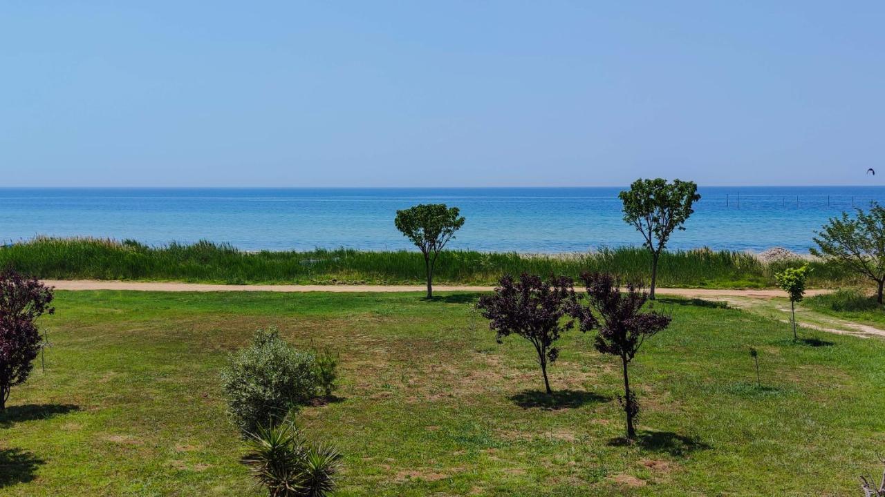 Tristan Beachfront House Дом отдыха *