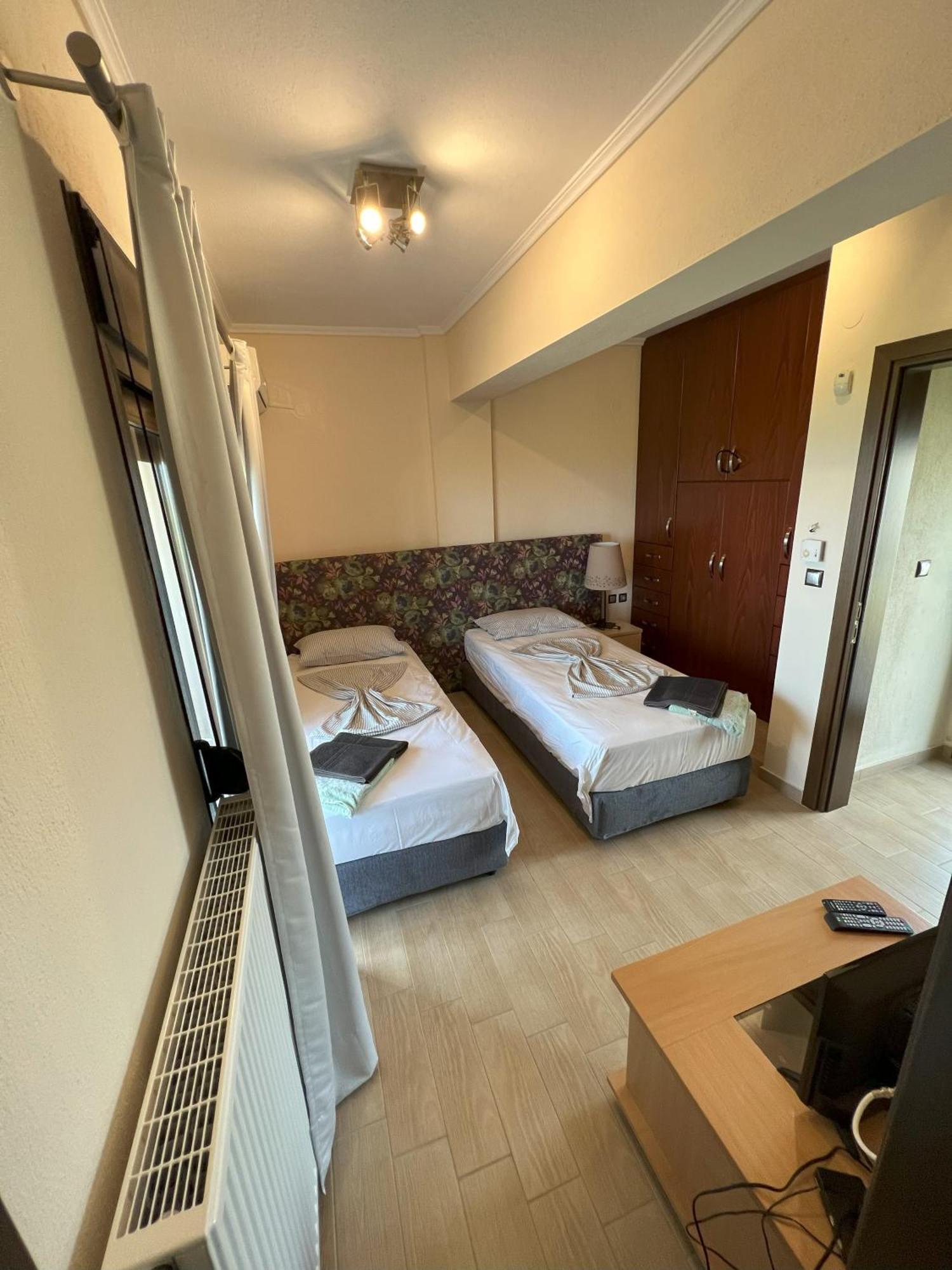Tristan Beachfront House Флогита