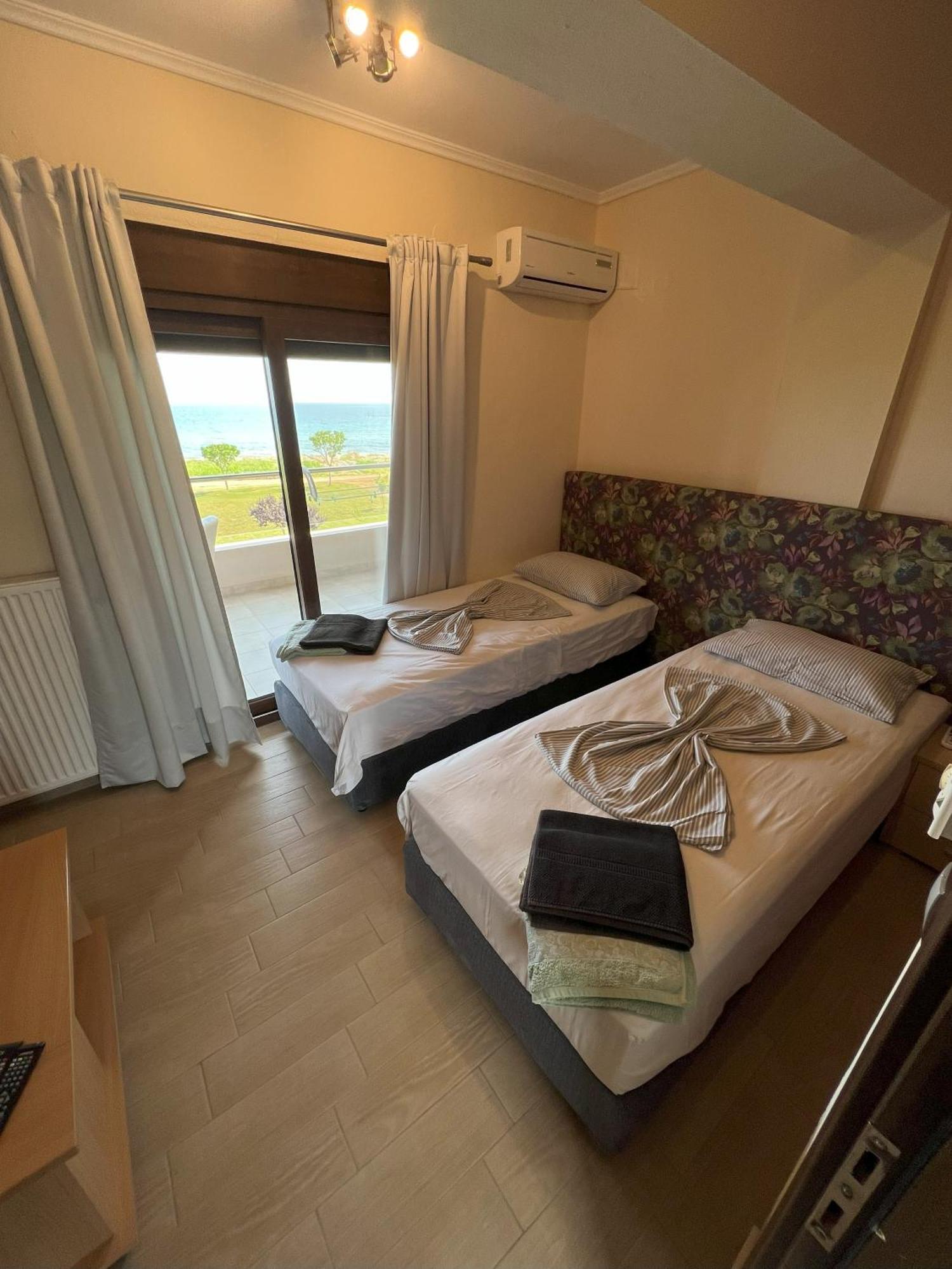 Tristan Beachfront House Дом отдыха *